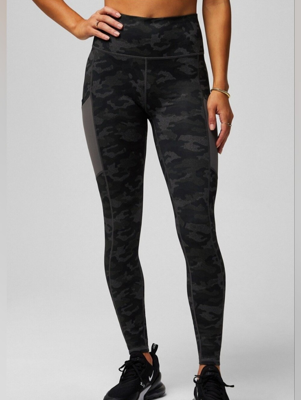 Fabletics On The Go Powerhold High Waisted Camo Leggings Women Size Medium New